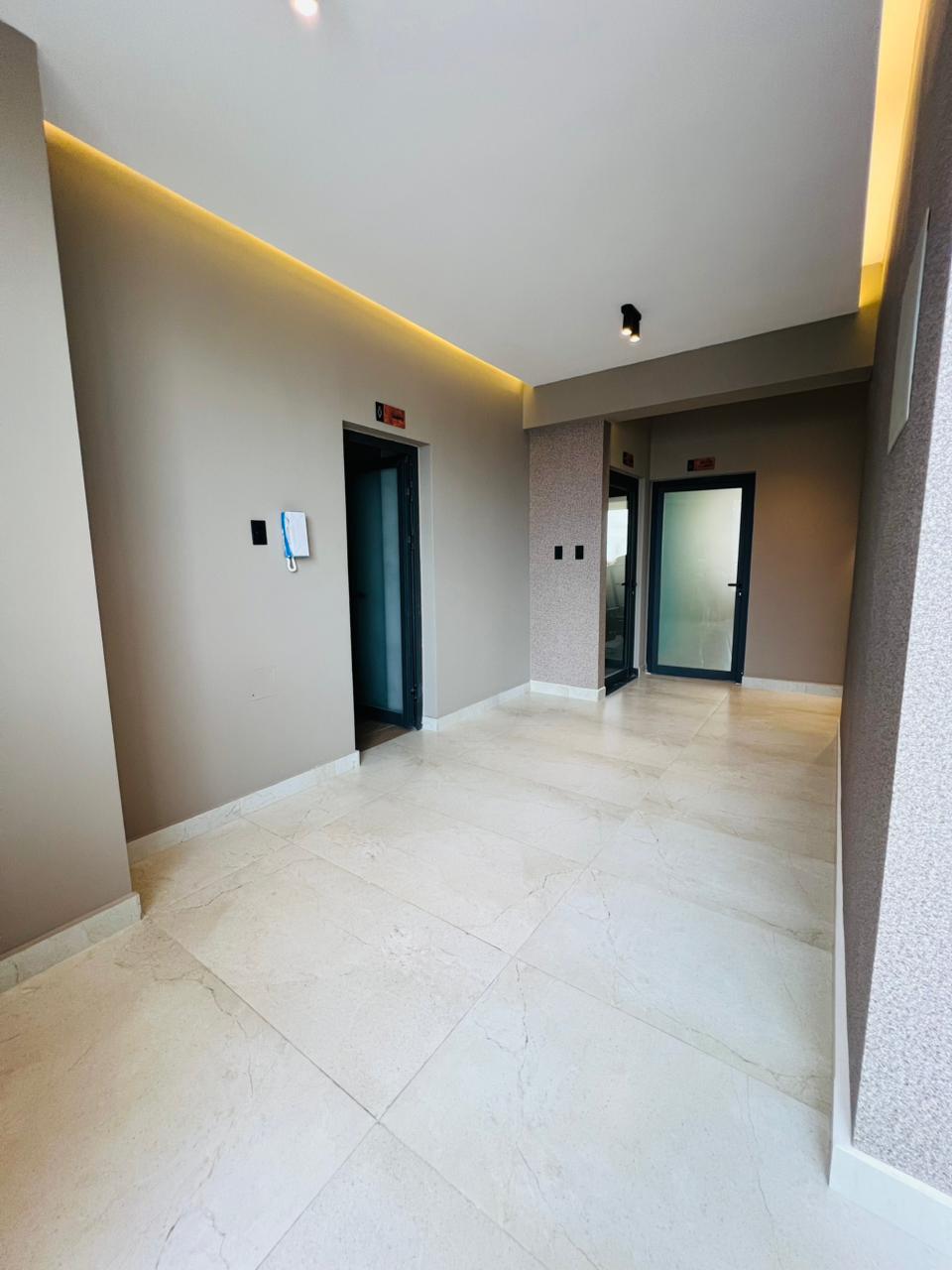 2 Apartamento en Venta en Evaristo Morales