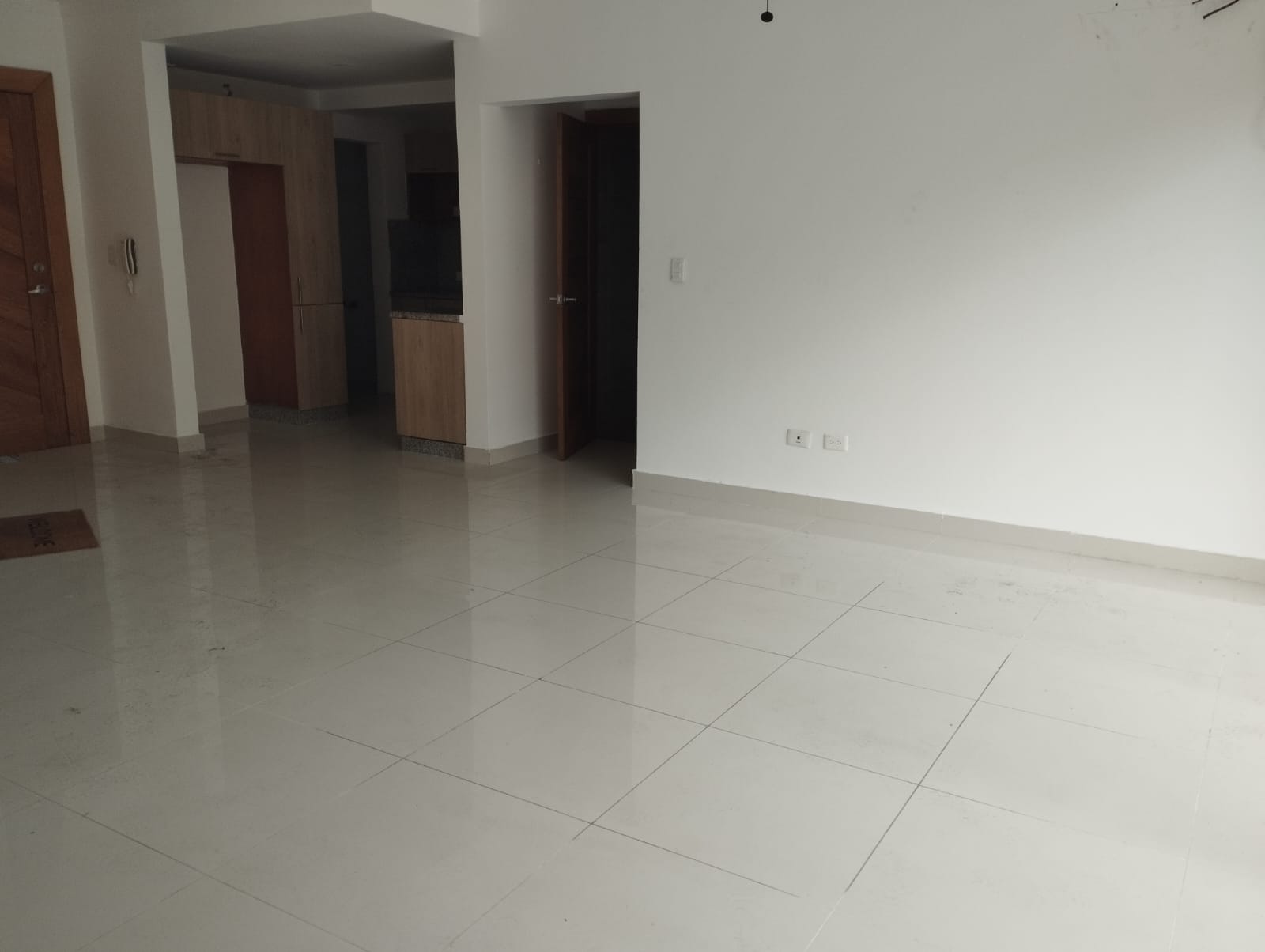 WhatsApp Image 2026-01-12 at 10.13.31 PM (3) Apartamento en alquiler en Avenida Enriquillo