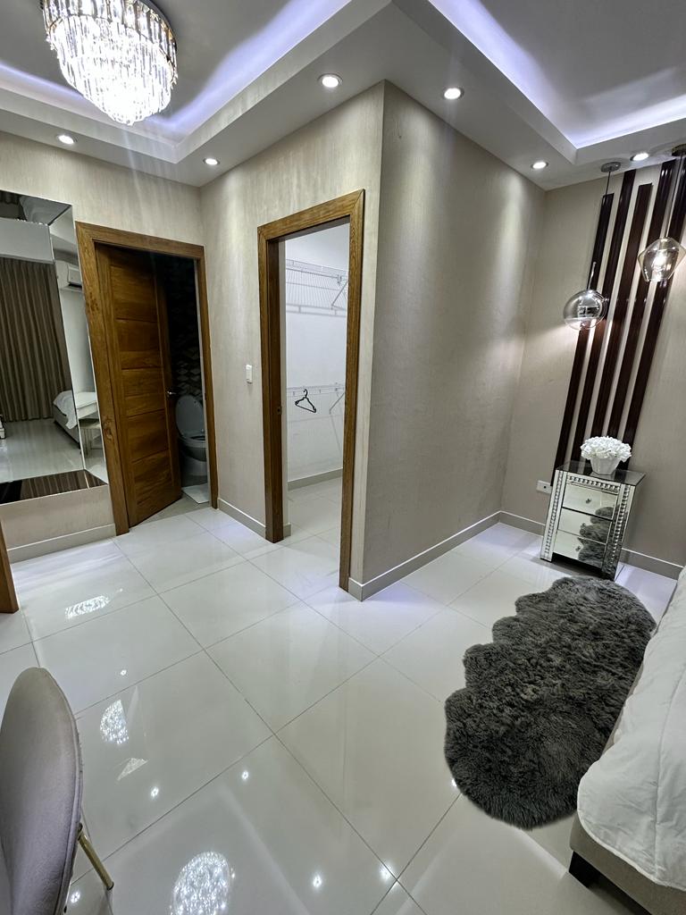 WhatsApp Image 2026-01-13 at 6.02.43 PM (2) Apartamento Amueblado en Bella Vista | Pr贸ximo a Downtown