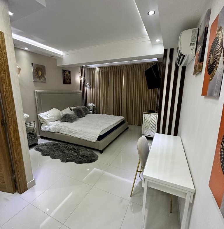 Apartamento Amueblado en Bella Vista | Próximo a Downtown
