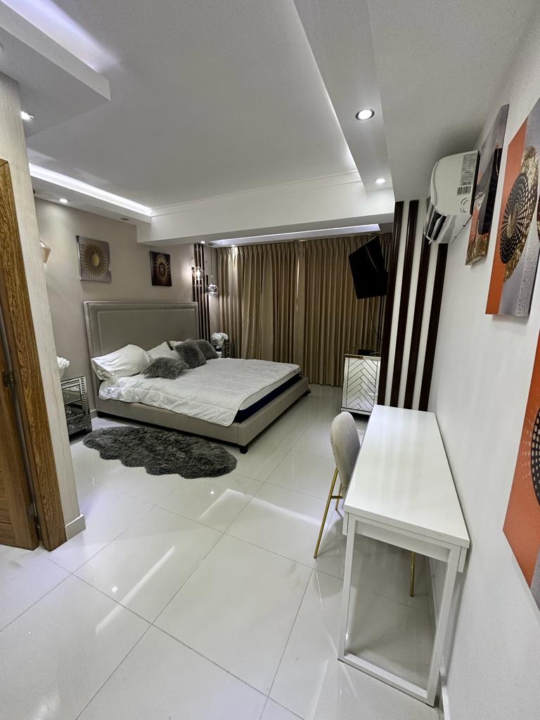 WhatsApp Image 2026-01-13 at 6.02.43 PM Apartamento Amueblado en Bella Vista | Pr贸ximo a Downtown