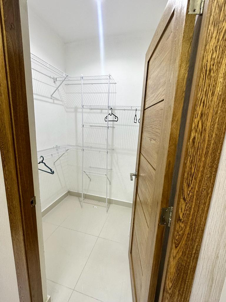 WhatsApp Image 2026-01-13 at 6.02.44 PM (2) Apartamento Amueblado en Bella Vista | Pr贸ximo a Downtown