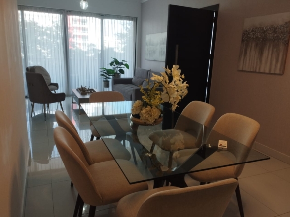 Apartamento en Alquiler Amueblado en la Sarasota