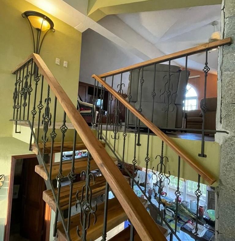 Villa de lujo con amplia finca en Villa Sombrero -Baní – Espacio, privacidad y potencial de inversión
