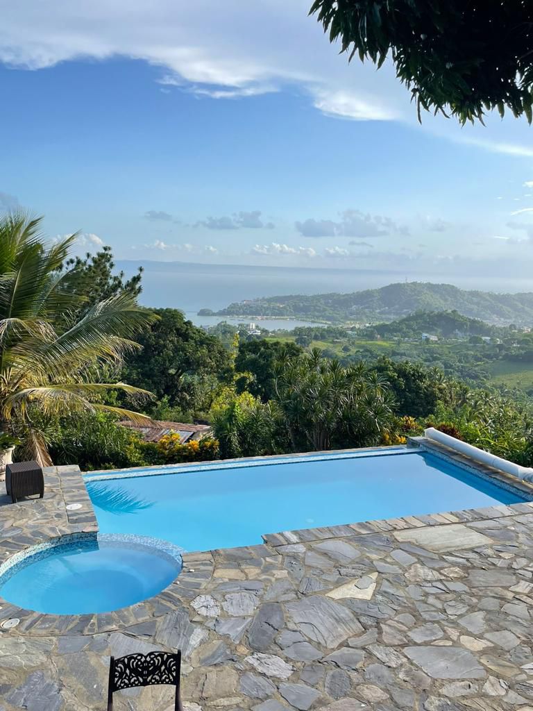 Villa de lujo con amplia finca en Villa Sombrero -Baní – Espacio, privacidad y potencial de inversión