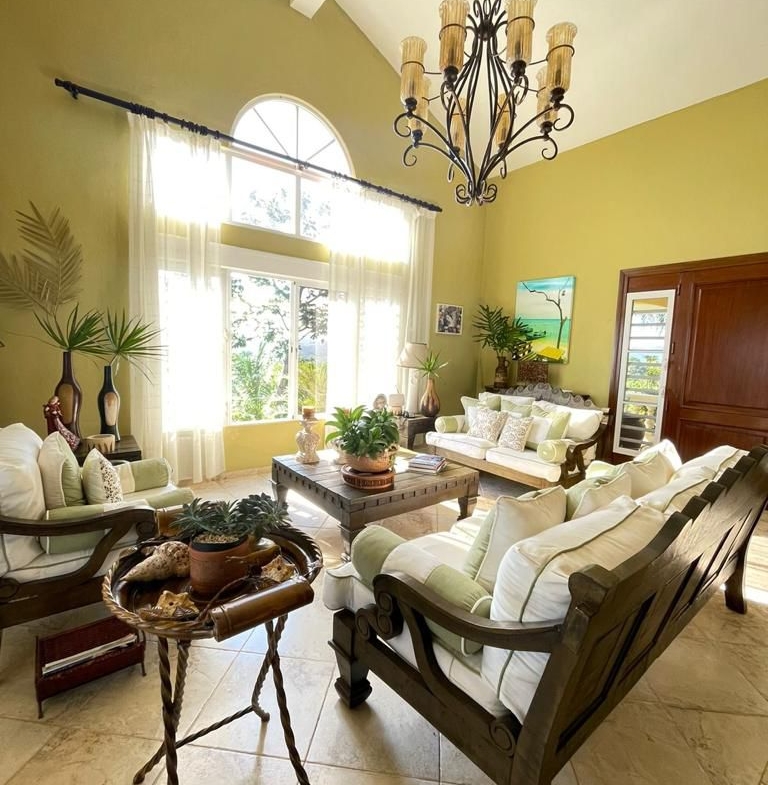 Villa de lujo con amplia finca en Villa Sombrero -Baní – Espacio, privacidad y potencial de inversión